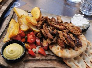 Vegan Gyros at roots in Thessaloniki