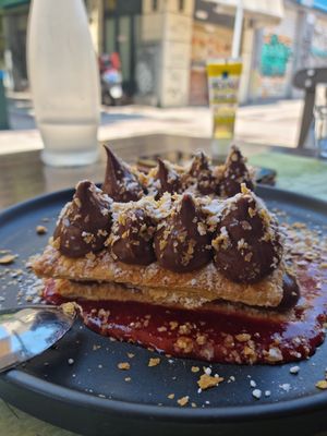  at roots in Thessaloniki