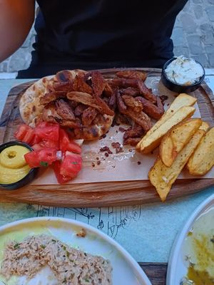 Gyros at roots in Thessaloniki