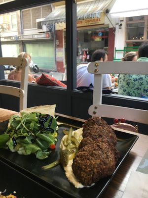 falafel at roots in Thessaloniki