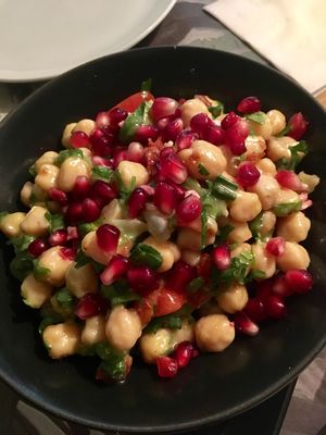 Chickpea salad at roots in Thessaloniki