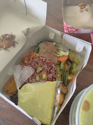 Nasi campur at Wulan Vegetarian Warung in Ubud