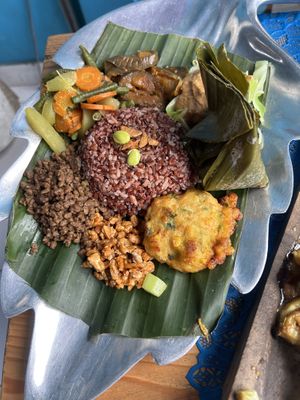 7 veg dish   at Wulan Vegetarian Warung in Ubud