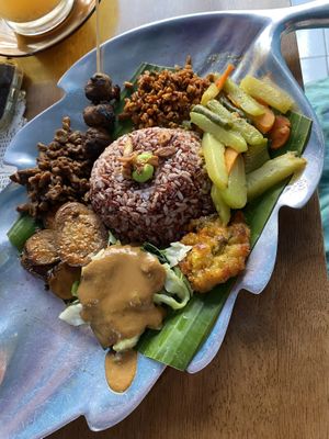7 different vegetables and tempeh  at Wulan Vegetarian Warung in Ubud