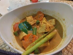 Tempeh tofu curry at Wulan Vegetarian Warung in Ubud