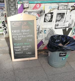 Vegane Bagel at Kandie Shop in Hamburg