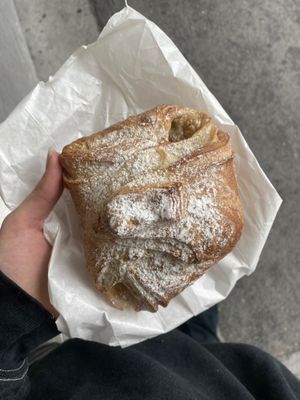 Topfgolatsche at Maran Vegan Bistro in Vienna