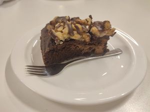 Schoko Erdnuss Karamell Tarte at Maran Vegan Bistro in Vienna