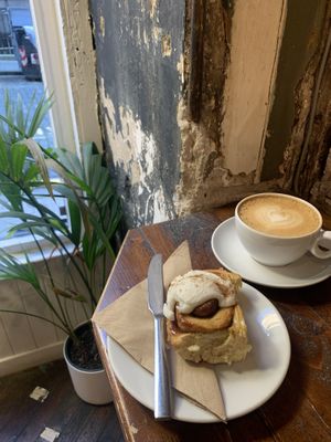vegan breakfast at Brew Lab in Edinburgh