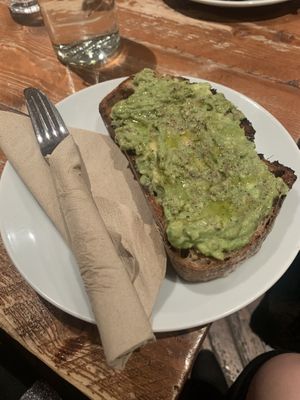 avocado toast at Brew Lab in Edinburgh