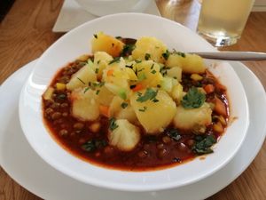 Pea gulasch with potatoes in the lunch menu at triVida in Klagenfurt