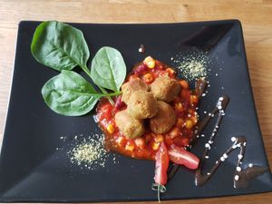 Chickpea fritters at triVida in Klagenfurt