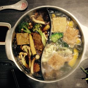 spicy soup and Japanese kelp  at Ruò Hé Vegetable Hot Pot - Like Lotus  in Taipei