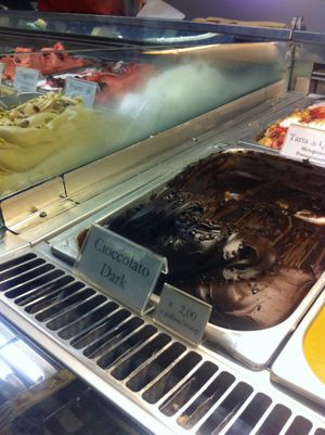 So dark...! at Gelatoteca SuSo in Venice