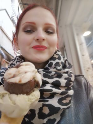 Happy ice cream face at Gelatoteca SuSo in Venice
