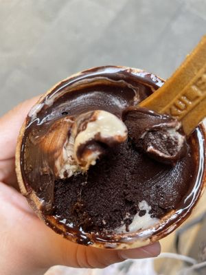 Dark chocolate - a must try   at Gelatoteca SuSo in Venice
