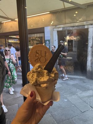 Pistachio and hazelnut   at Gelatoteca SuSo in Venice