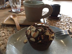 Choco muffin and coffee at Mooring Deck in Higashi-fuchinobe