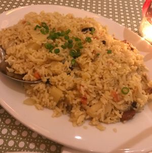 pineapple fried rice at Simply Thai in Makati