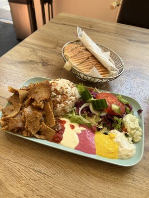 Donerteller plate   at Erbils in Munich