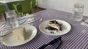 Lemon pie and cookies and cream at Caribe Vegano in Cancun