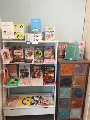 Books at Vegetal et Vous (Vivanie Lille) in Lille