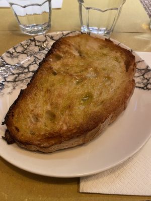 Bruschetta with garlic and olive oil   at L'Insalata Ricca in Rome