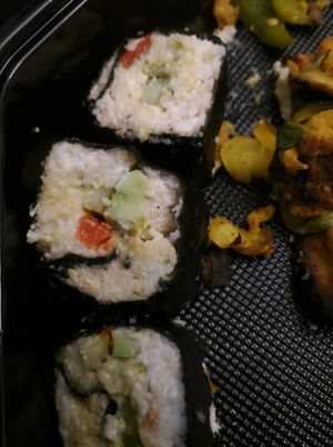 vegan sushi at Moonfood  in Brussels