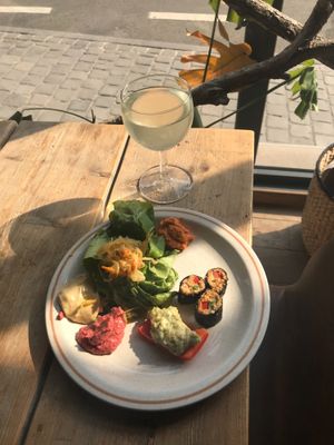 Delicious raw buffet at MoonFood at Moonfood  in Brussels