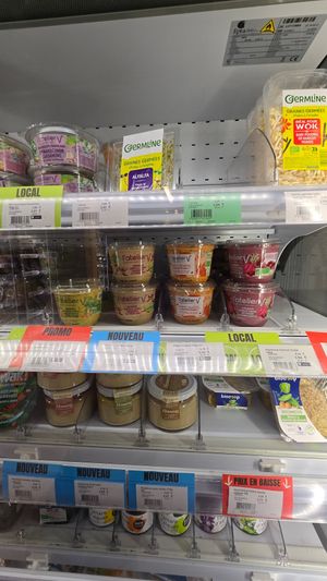 Fridge at Scarabee Biocoop - Vasselot in Rennes