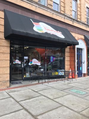 Outside at Ride on Smoothie and Juice Bar in Columbus