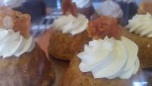 vegan cupcake at Mana in Tijuana