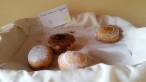 vegan jelly doughnuts at Mana in Tijuana