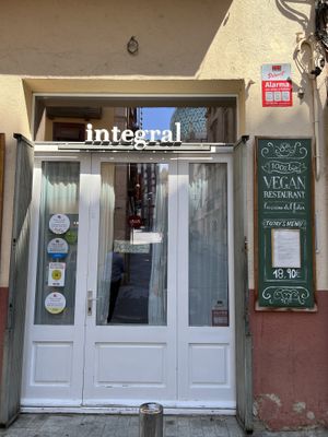 Very small frontage    at Integral Figueres in Figueres