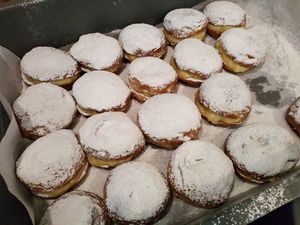 Boule de berlin at Goveg Vegan Shop in Liege