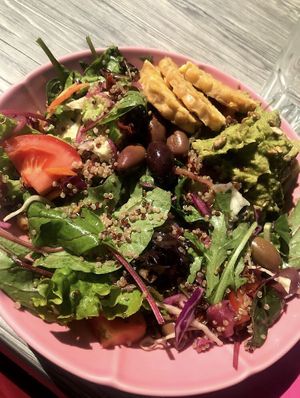 Mediterranean salad at Happy M Kitchen in Gothenburg