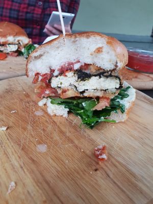 NO FISH burger at GYVAS baras in Vilnius