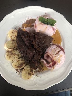 Homemade chocolate pie and ice cream (be mindful- two separate desserts that appear to be sold as one!)  at GYVAS baras in Vilnius