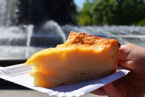 Amazing homemade cheesecake/Käsekuchen at Roots in Dresden