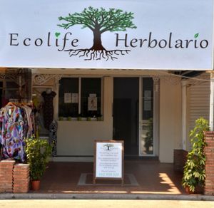 Facade at Ecolife Herbolario in Calahonda