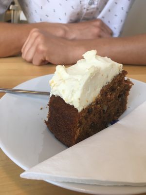 Vegetarian carrot cake at Mikyna in Liberec