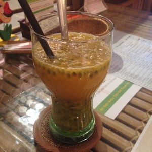 Orange & passion fruit at 3 La Vegetarian in Ho Chi Minh City