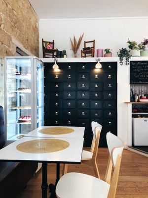 Desserts and the most beautiful cabinet  at Les Demoiselles de Montpellier in Montpellier