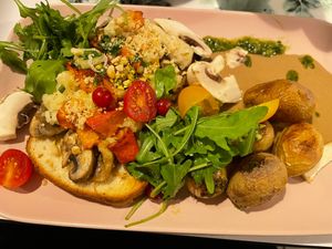 Bechamel toast with vegetables   at Les Demoiselles de Montpellier in Montpellier