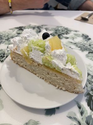 Lime, coconut and pineapple cake  at Les Demoiselles de Montpellier in Montpellier