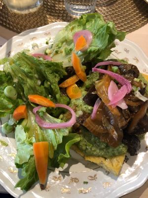 Salad  at Les Demoiselles de Montpellier in Montpellier
