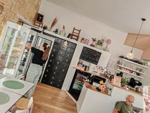 Inside deco at Les Demoiselles de Montpellier in Montpellier