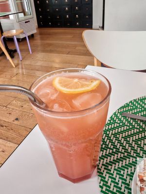 Home made rhubarb lemonade at Les Demoiselles de Montpellier in Montpellier