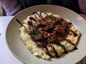 Purée et émincés de soja aux marrons at Les Demoiselles de Montpellier in Montpellier
