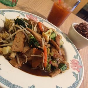 Buddhas delight and thai ice tea at Vegan House in Phoenix